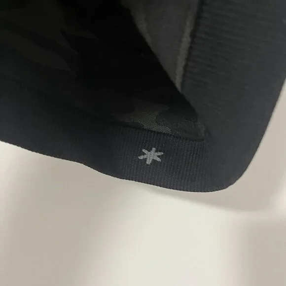 Women's Black & Gray Camo Print Ribbed Sports Bra - Picture 4 of 4